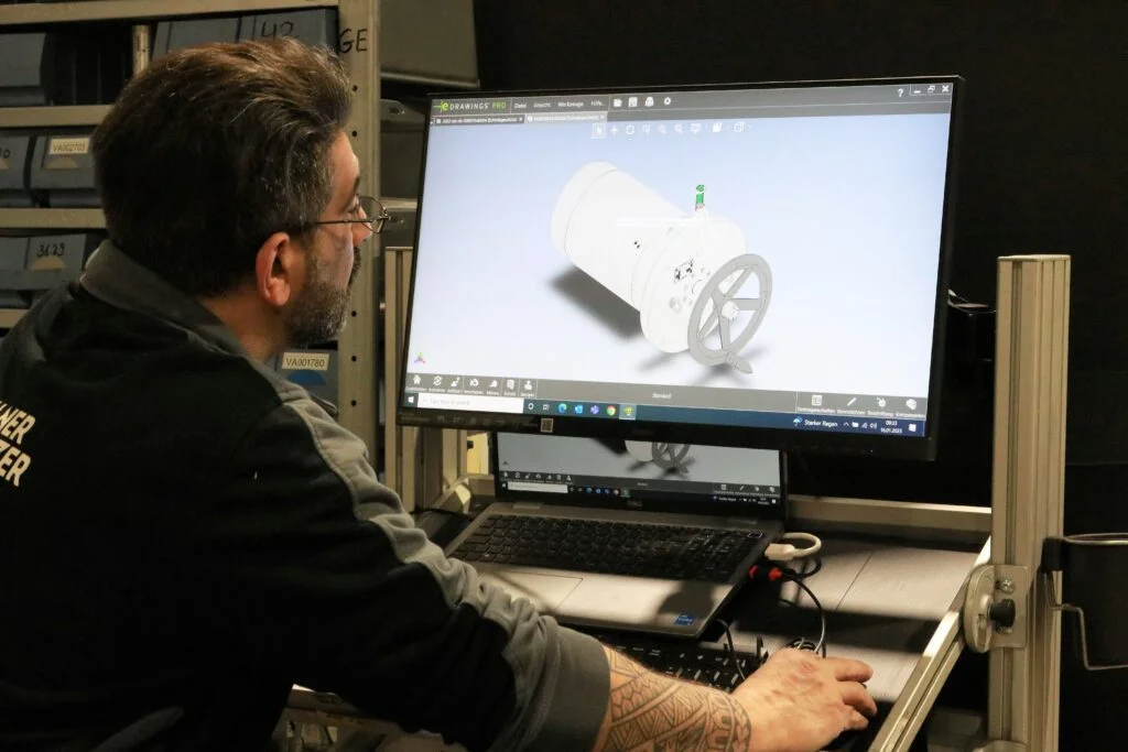 DELLNER BUBENZER Arbeitsplatz Fertigung 3D Daten